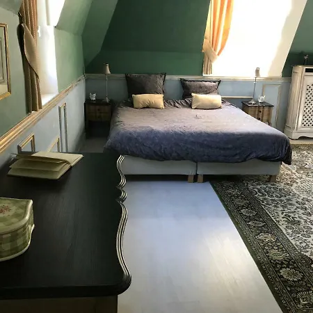 Bed & Breakfast Le Castel Ecossais 4*