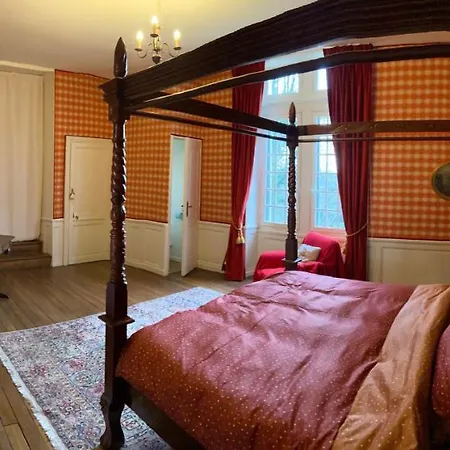 Le Castel Ecossais 4* Senlis (Oise)