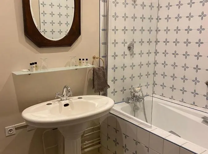 Le Castel Ecossais 4* Senlis (Oise)